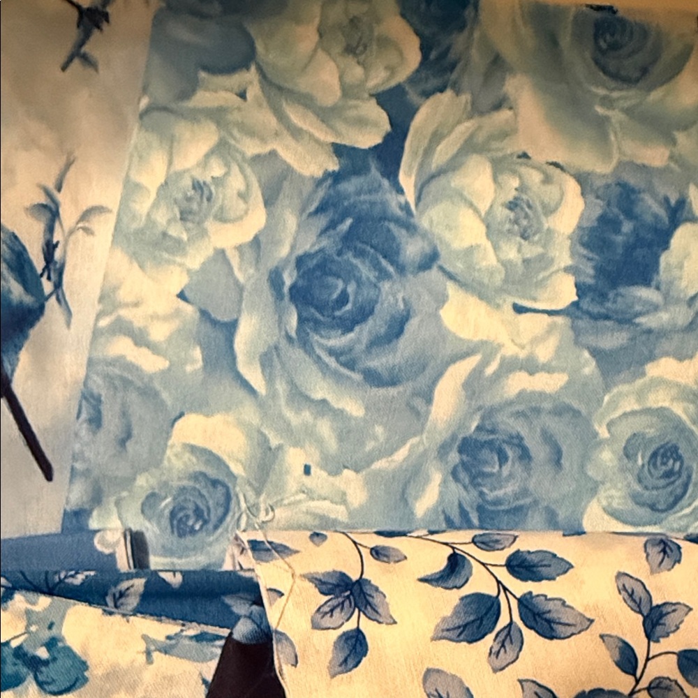 Timeless Treasures Bluebird Blue Blooms Quilt Kit - Blue 79.5” x 98.5” - Picture 6 of 12